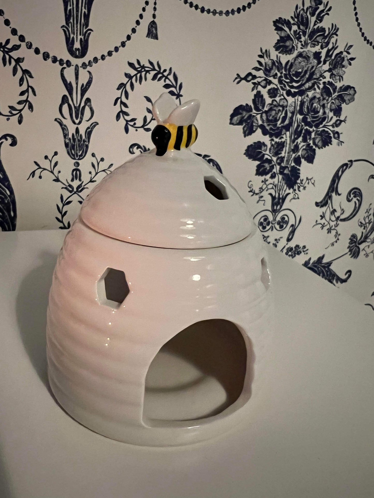 Bee Hive Wax Burner